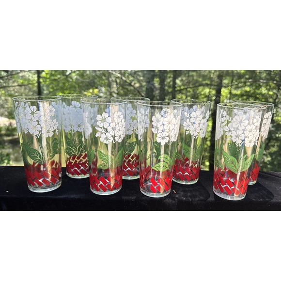 8 Vintage Midcentury Red White & Green Floral Christmas Glasses Excellent! -S17